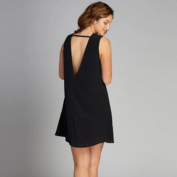 Black Swing Dress Deep Back V Neck M